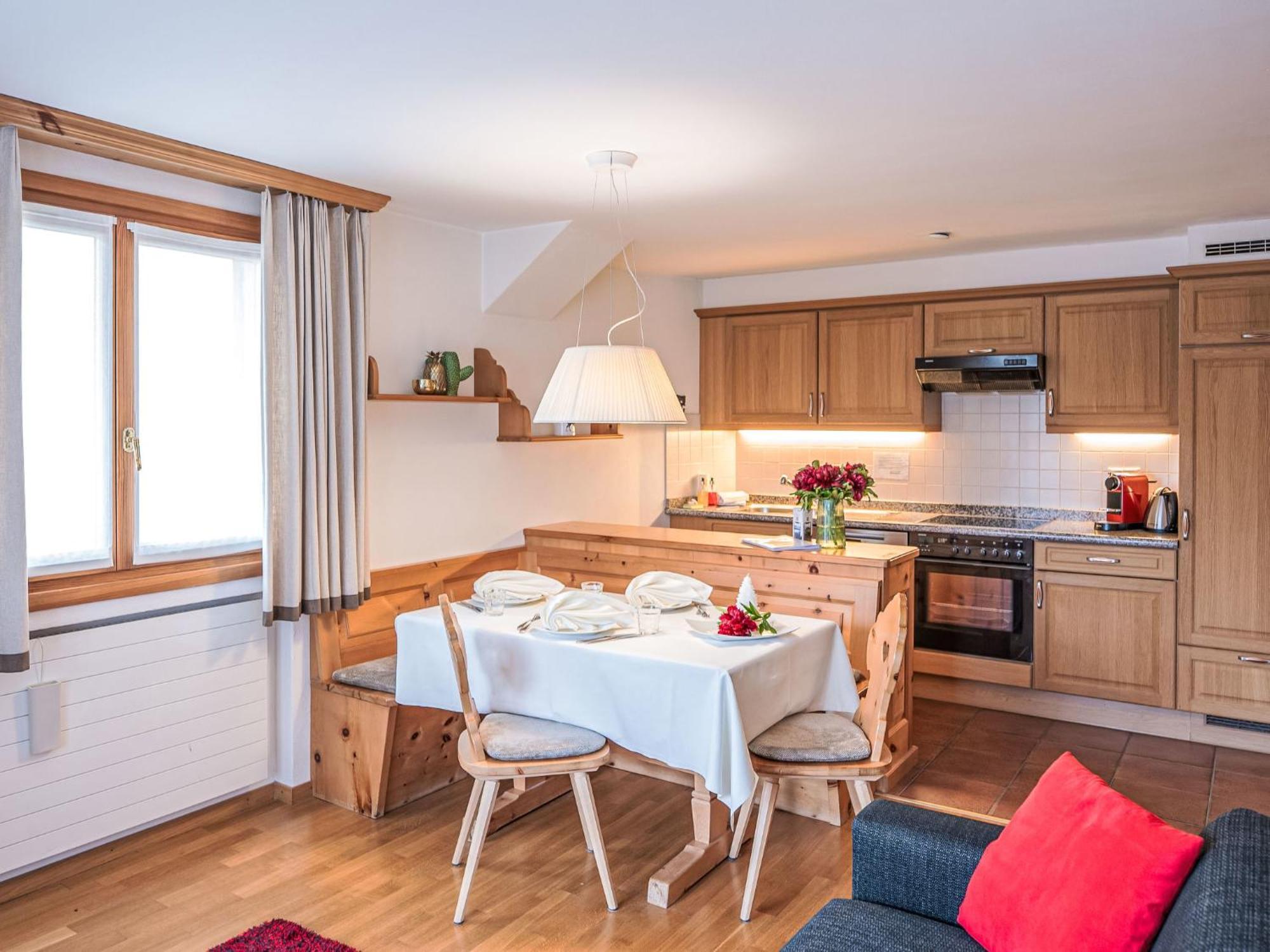 Apartment Chesa Vadret Surlej By Interhome Exterior foto