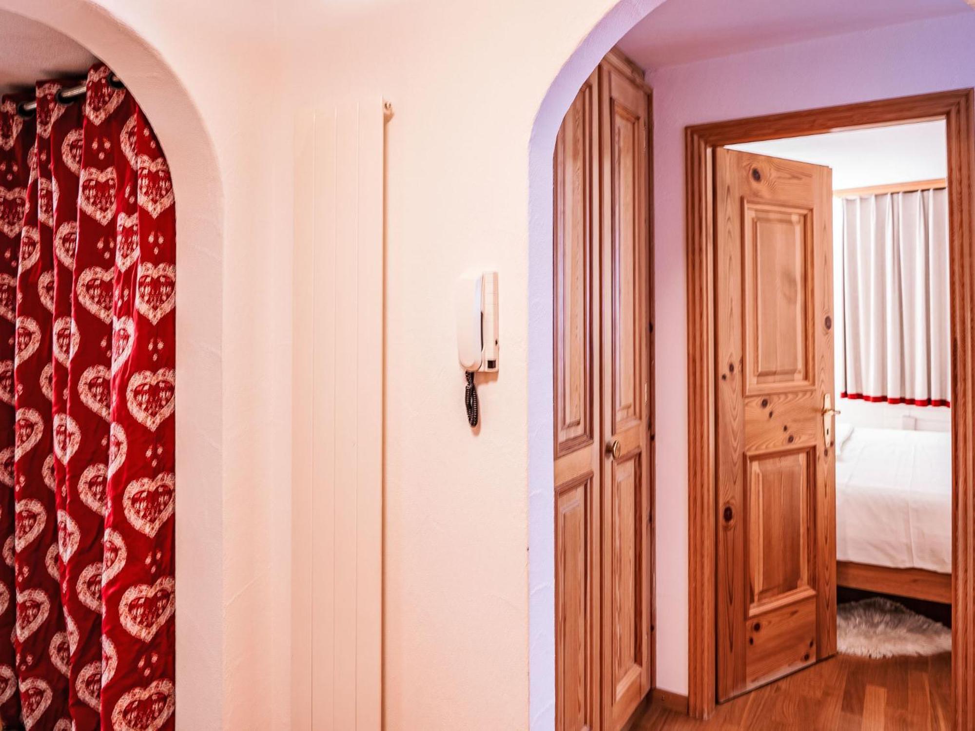 Apartment Chesa Vadret Surlej By Interhome Exterior foto