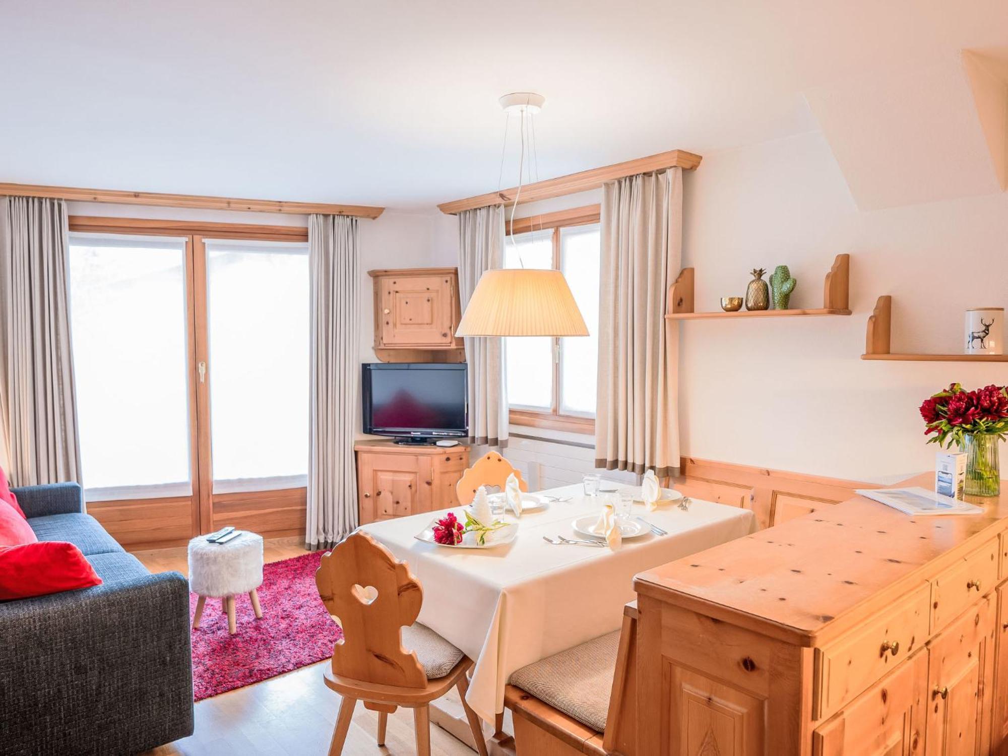 Apartment Chesa Vadret Surlej By Interhome Exterior foto